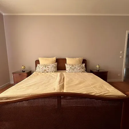 Beethoven-12 Apartment *